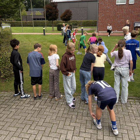 Begegnungstage der Sportklasse 5a in Sögel: Sport, Gemeinschaft und jede Menge Bewegung Begegnungstage der Sportklasse 5a in Sögel: Sport, Gemeinschaft und jede Menge Bewegung