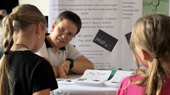 AG-Vorstellung 2026: „Markt der Möglichkeiten“ am Gymnasium Papenburg