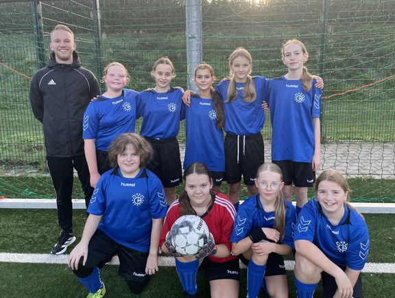 Fußball 2026: Drei Podiumsplätze für unsere Fußballerinnen beim Altkreisfinale Fußball 2026: Drei Podiumsplätze für unsere Fußballerinnen beim Altkreisfinale
