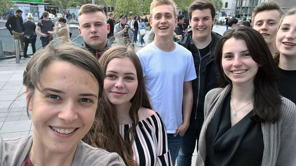 Fast perfektes Selfie zum Abschluss Fast perfektes Selfie zum Abschluss