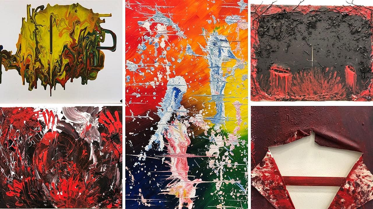 Ausstellung des Leistungskurses Kunst im Foyer vor der Aula: Gymnasium