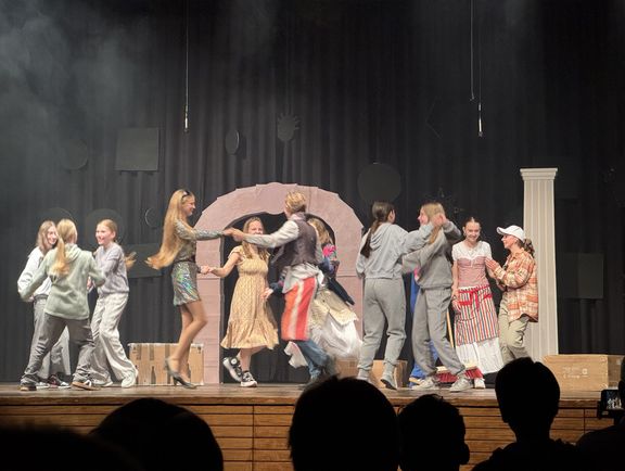 Momo begeistert Publikum – Nächste Aufführung der Theater-AG am Samstag