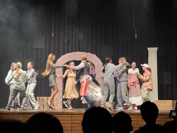 Momo begeistert Publikum – Nächste Aufführung der Theater-AG am Samstag