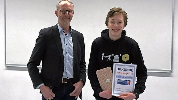 „Diercke Wissen“ 2023: Friedrich Wilkens ist diesjähriger Schulsieger 