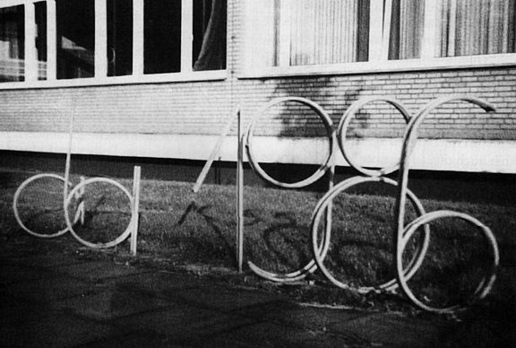 Der „abi 1986“-Fahrradständer