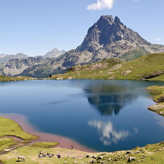 Lac Gentau, ein Gletschersee in den Pyrenäen 