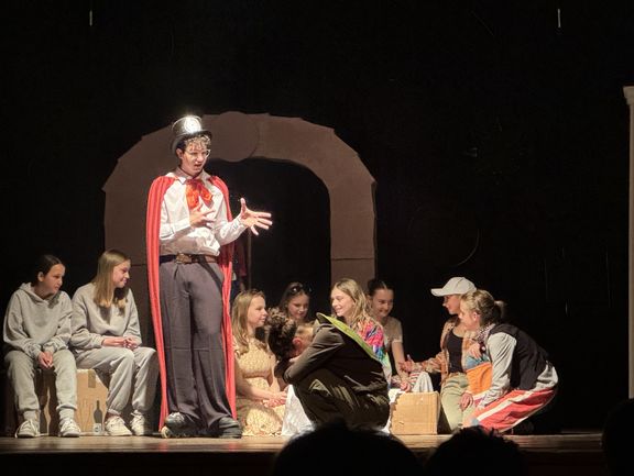 Momo begeistert Publikum – Nächste Aufführung der Theater-AG am Samstag