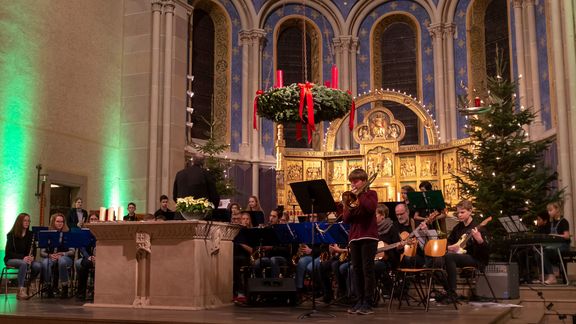 Junior Big Band mit Samuel Tellmann