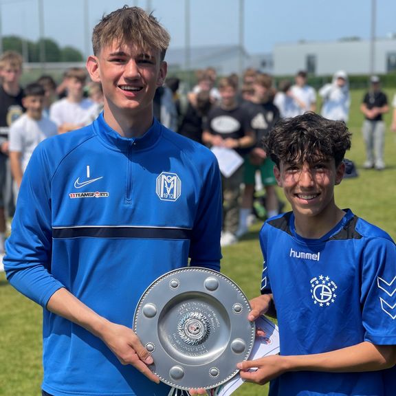 Steiniger Weg im Bezirksfinale 2023 im Fußball – Freistoß ins Glück?