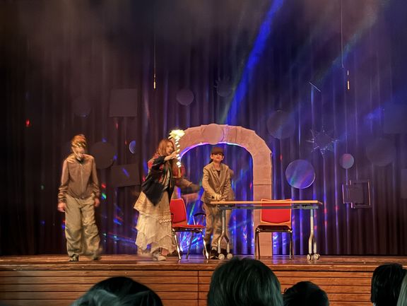 Momo begeistert Publikum – Nächste Aufführung der Theater-AG am Samstag