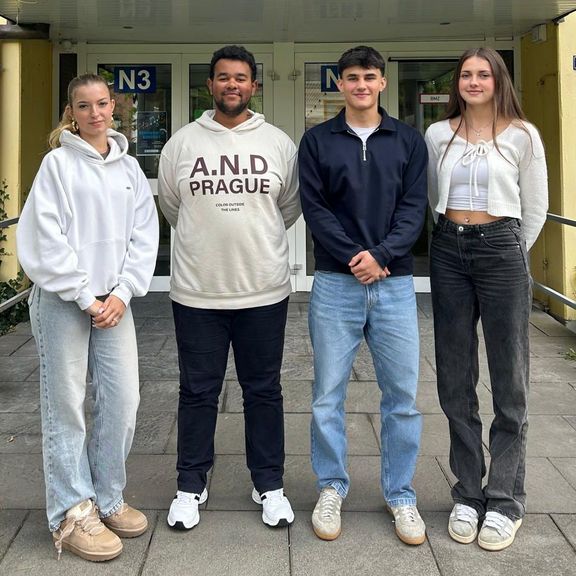 Nikita Moor aus Jahrgang 13 erneut Schülersprecher