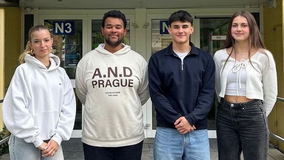 Nikita Moor aus Jahrgang 13 erneut Schülersprecher