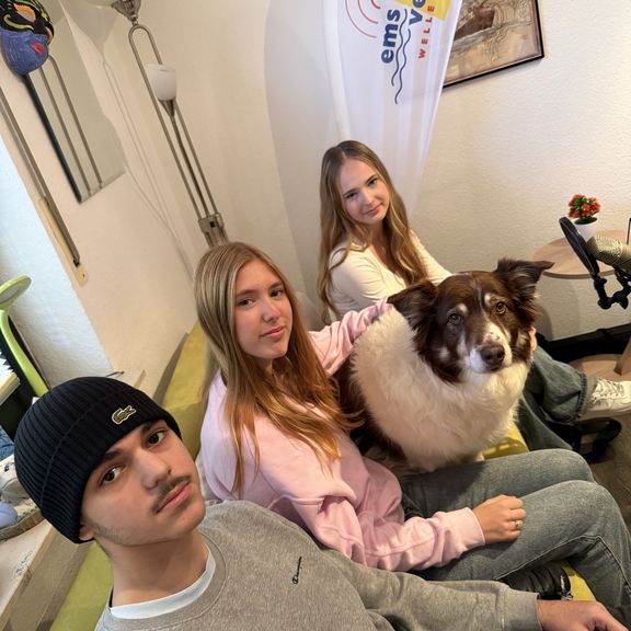 Klasse 10d gestaltet Gedenkveranstaltung zur Reichspogromnacht