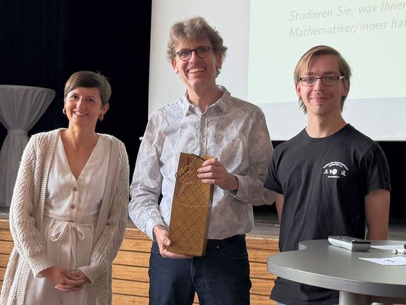 Professor Grieser gibt Einblicke in Beruf des Mathematikers und Mathematikstudium Professor Grieser gibt Einblicke in Beruf des Mathematikers und Mathematikstudium