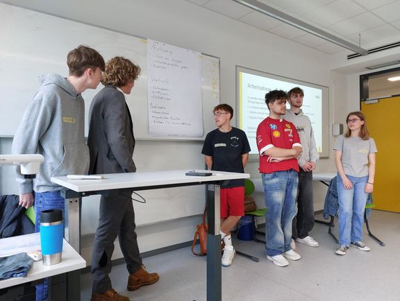 KI for green: Die elften Klassen denken Künstliche Intelligenz grün