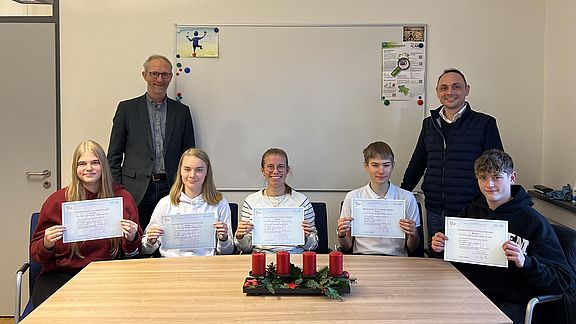 DELF: Schülerinnen und Schüler bei Prüfungen erfolgreich 
