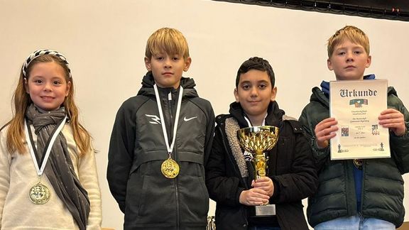 Gymnasium Papenburg erfolgreich beim Unterbezirksfinale 2026 im Schulschach Gymnasium Papenburg erfolgreich beim Unterbezirksfinale 2026 im Schulschach