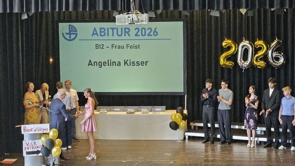 Verleihung der Abiturzeugnisse 2026 am Gymnasium Papenburg Verleihung der Abiturzeugnisse 2026 am Gymnasium Papenburg