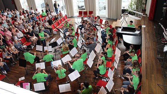 Das Orchester beim Sommerkonzert 2017