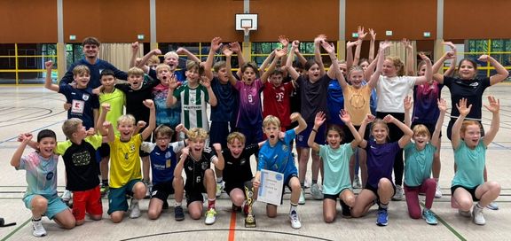 Klasse 5a gewinnt Jahrgangsturnier 2026 im Völkerball Klasse 5a gewinnt Jahrgangsturnier 2026 im Völkerball