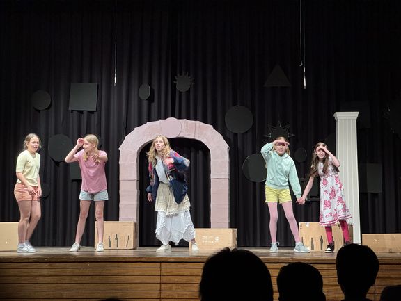 Momo begeistert Publikum – Nächste Aufführung der Theater-AG am Samstag
