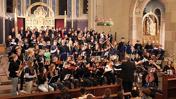Traditionelles Weihnachtskonzert 2022 in der Kirche St. Michael 