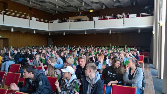 Abstimmung in der Aula