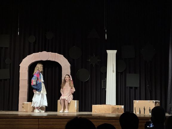 Momo begeistert Publikum – Nächste Aufführung der Theater-AG am Samstag