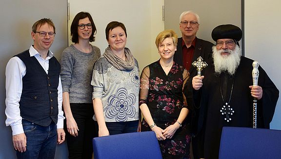 Koptischer Bischof Anba Damian zu Besuch am Gymnasium Papenburg ...