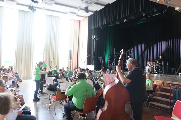 Große Bandbreite beim Sommerkonzert 2025 am Gymnasium Papenburg
