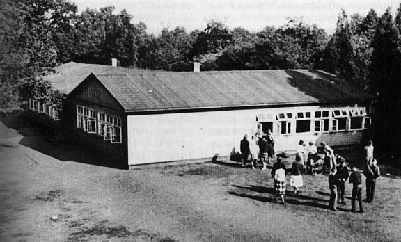 Das „Gartenhaus“ hinter der Schule am Hauptkanal