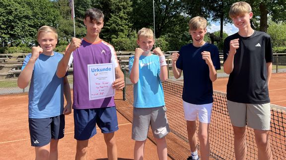 Unsere Jungs gewinnen im Tennis das Bezirksfinale 2024