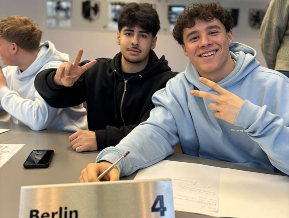 Leistungskurse Politik-Wirtschaft 2026 zu Besuch im politischen Berlin Leistungskurse Politik-Wirtschaft 2026 zu Besuch im politischen Berlin